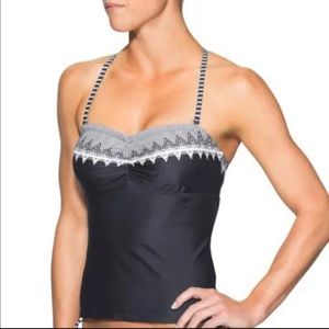 Athleta Gardenia Grove Maritza Tankini Top. Size 34 B/C.